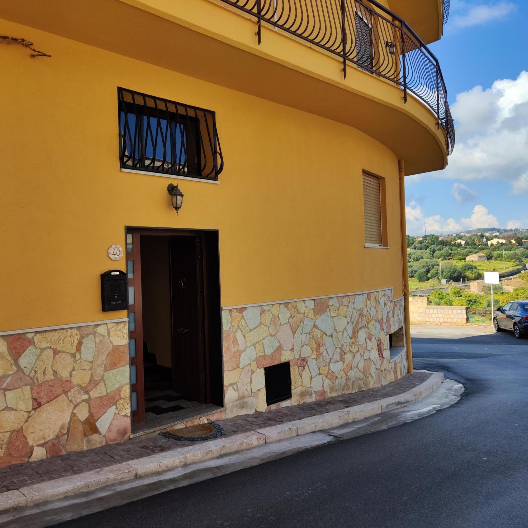 Panoramico Wifi Tv Centro Storico Daire Casteldaccia Dış mekan fotoğraf